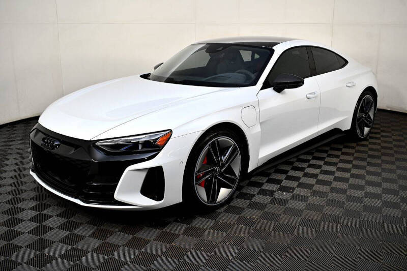 2022 Audi RS e-tron GT quattro