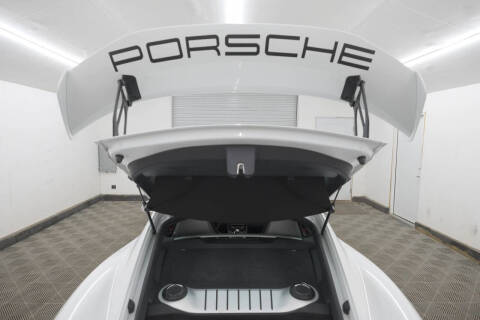 2016 Porsche Cayman GT4