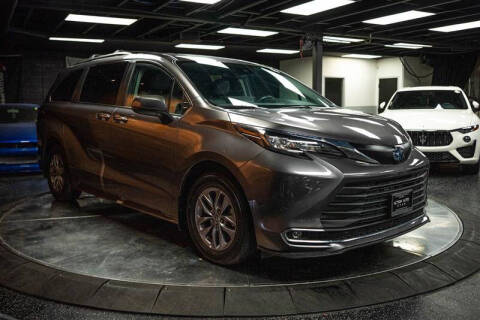 2023 Toyota Sienna XLE 7-Passenger