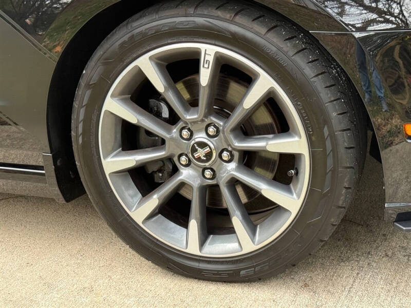 2013 Ford Mustang GT Premium