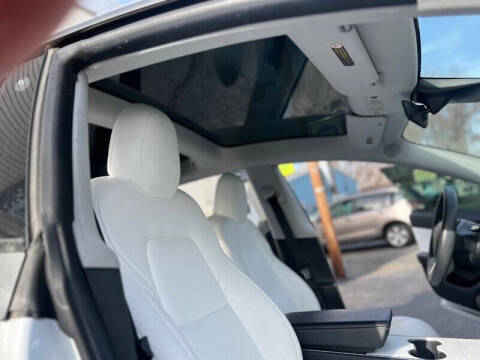 2019 Tesla Model 3 Long Range