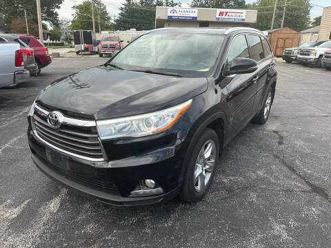 2015 Toyota Highlander for sale at RT Auto Center in Quincy IL