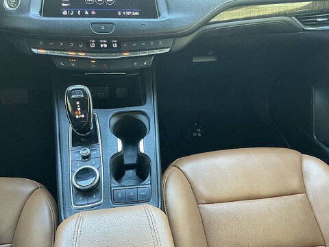 2020 Cadillac XT4 Premium Luxury