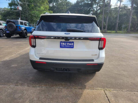 2025 Ford Explorer Active