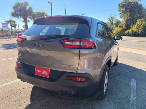 2016 Jeep Cherokee Sport