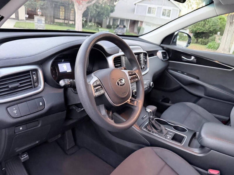 2019 Kia Sorento L