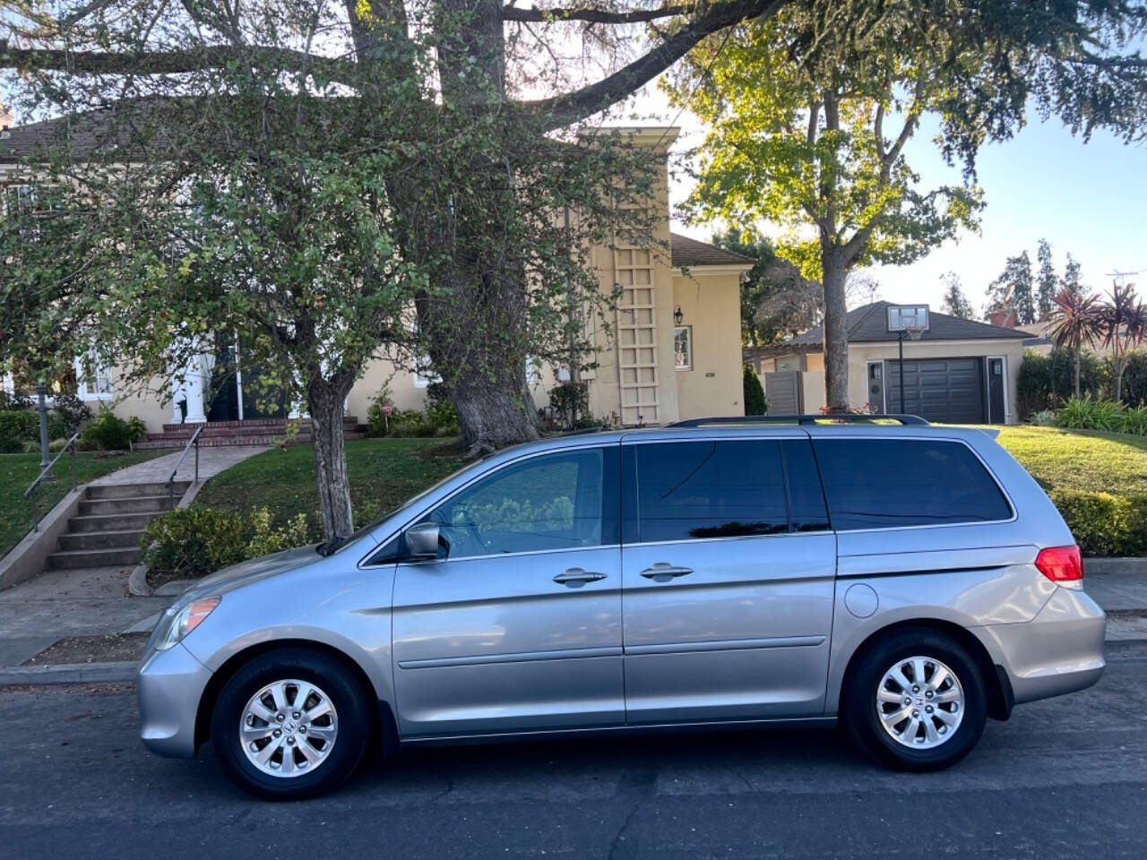 2010 Honda Odyssey for sale at Sorrento Auto Sales Inc in Hayward, CA