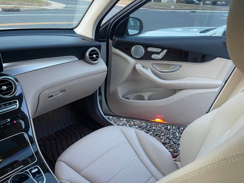 2016 Mercedes-Benz GLC GLC 300