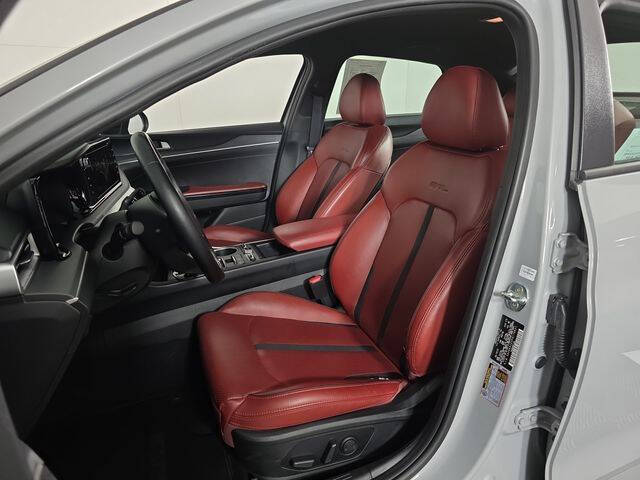 2023 Kia K5