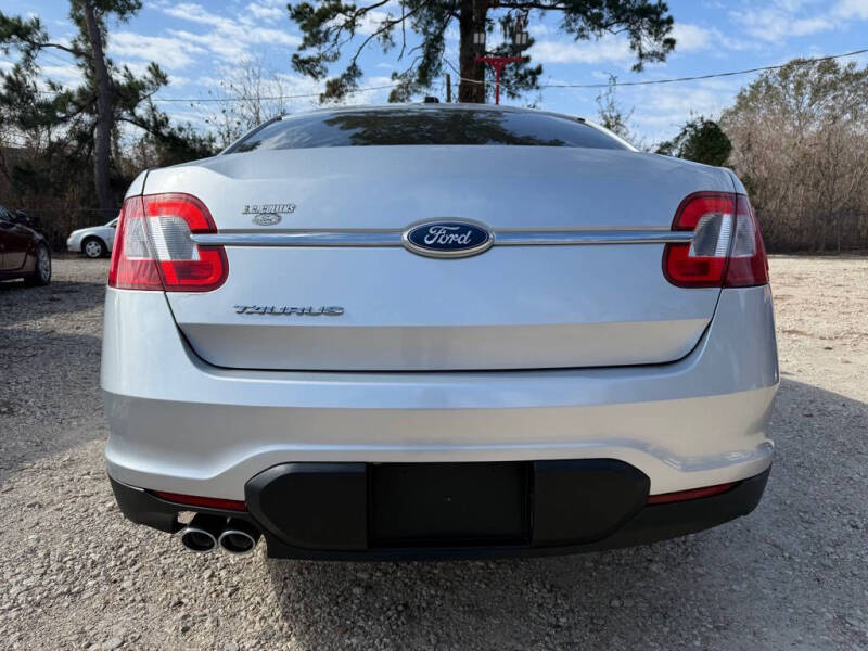 2012 Ford Taurus SE