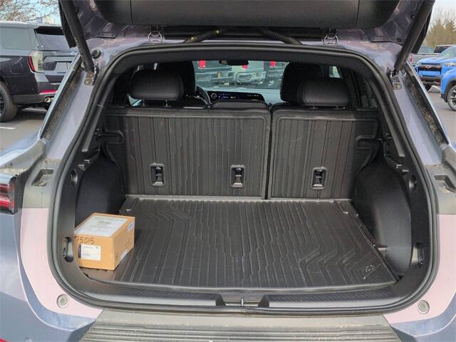 2026 Chevrolet Equinox EV LT 2