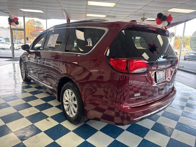 2019 Chrysler Pacifica Touring L