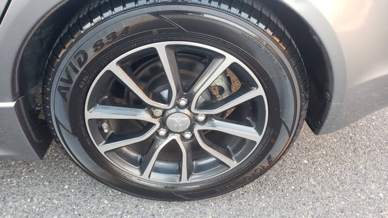 2017 Mitsubishi Lancer ES