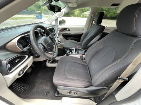2017 Chrysler Pacifica Touring Plus