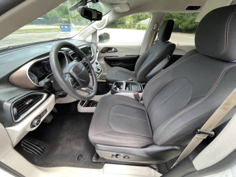 2017 Chrysler Pacifica Touring Plus