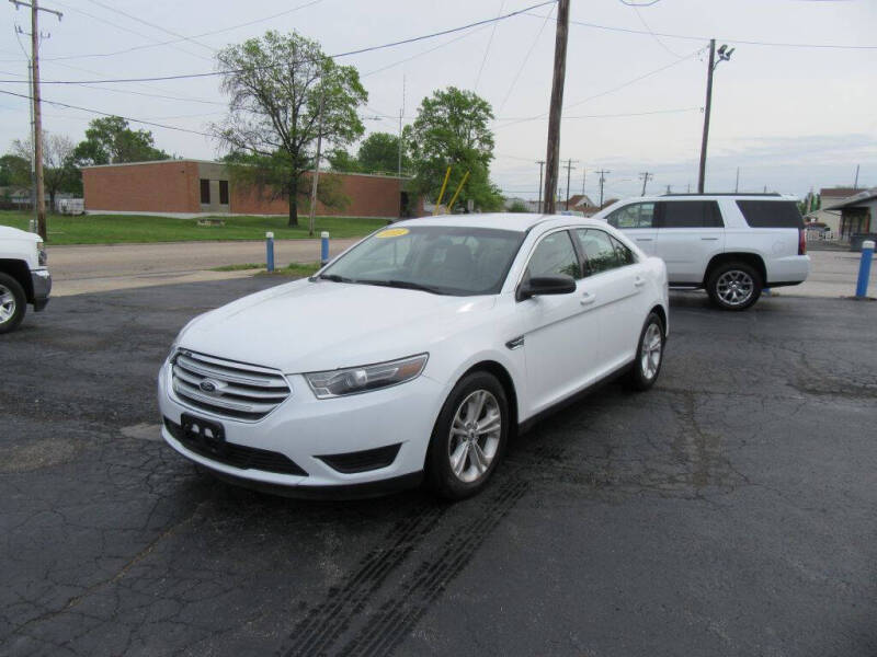 2015 Ford Taurus