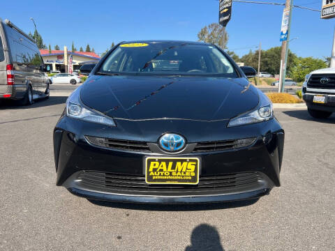 2022 Toyota Prius LE