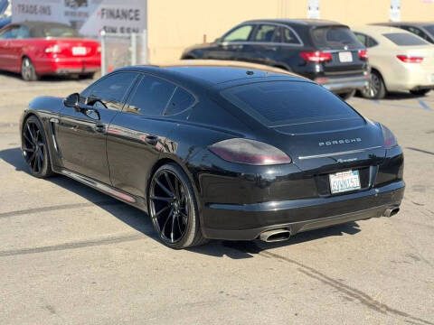 2012 Porsche Panamera