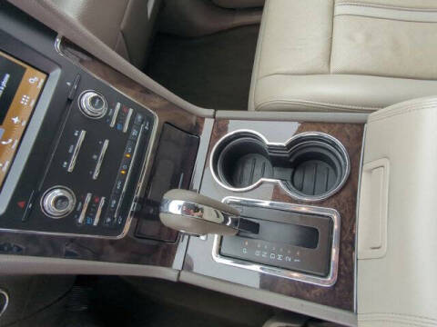 2017 Lincoln Navigator Select