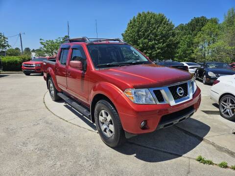 2013 Nissan Frontier for sale at Smithfield Auto Center LLC in Smithfield NC