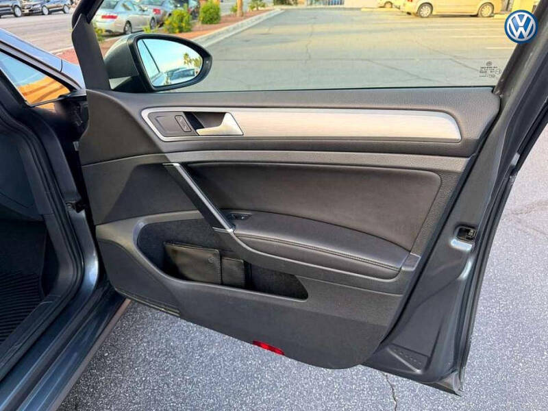 2015 Volkswagen Golf