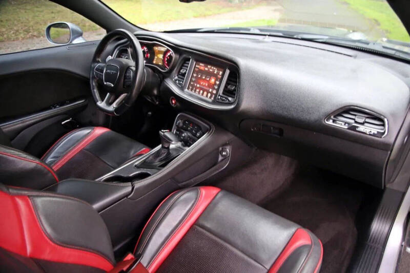 2016 Dodge Challenger SRT Hellcat