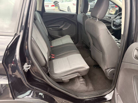 2019 Ford Escape S