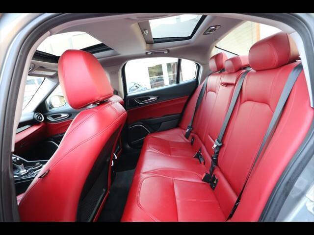 2018 ALFA ROMEO Giulia (952) Sedan - $15,297