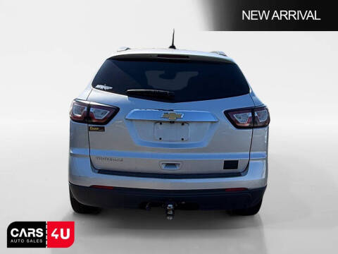 2017 Chevrolet Traverse LS