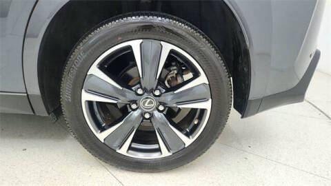 2024 Lexus UX 250h Premium