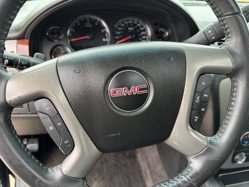 2011 GMC Yukon SLT