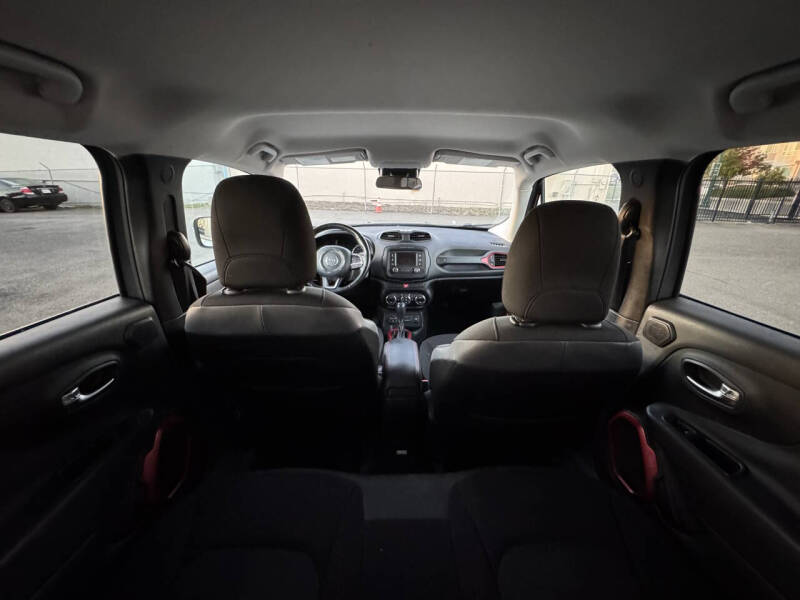 2015 Jeep Renegade Trailhawk