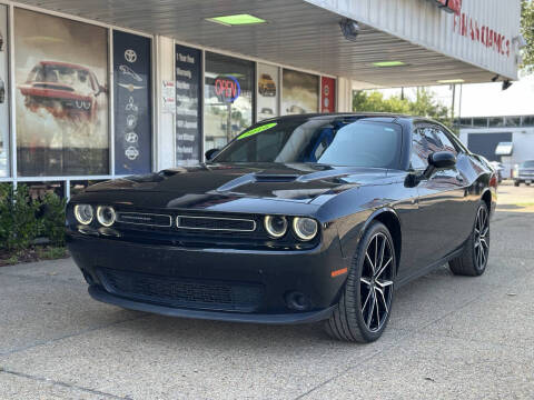 2016 Dodge Challenger SXT