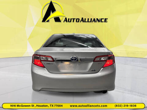 2014 Toyota Camry Hybrid