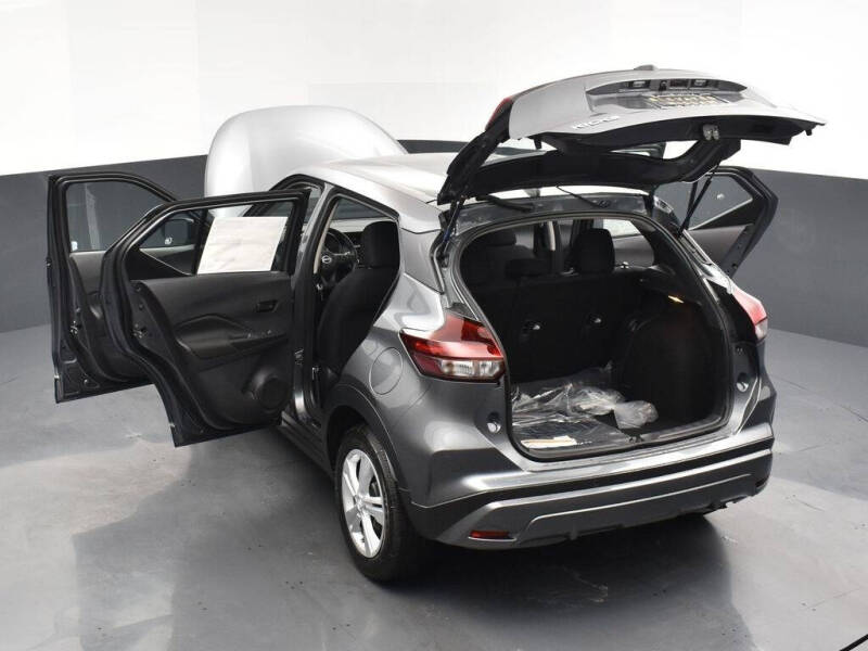 2025 Nissan Kicks Play S