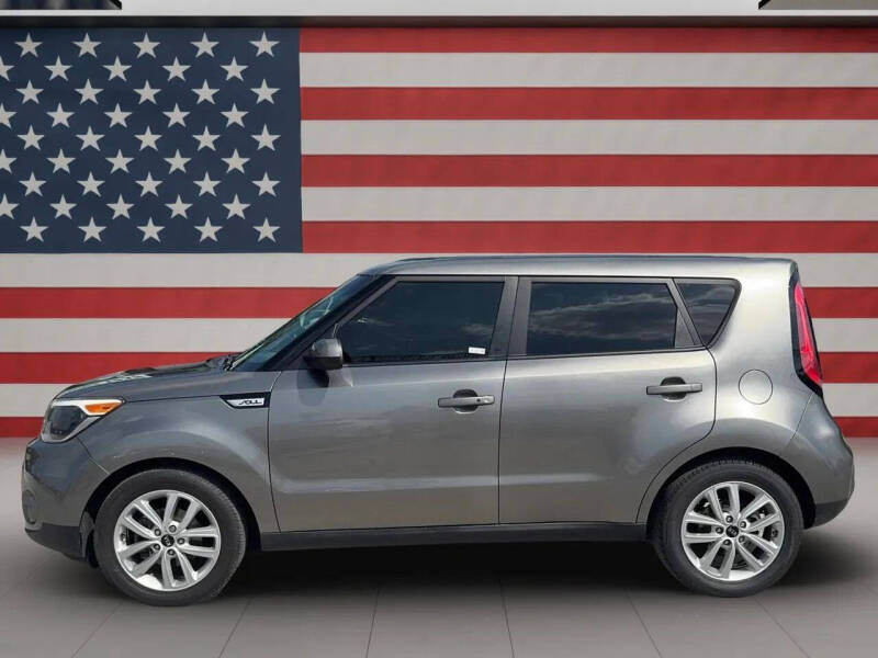 2019 Kia Soul +