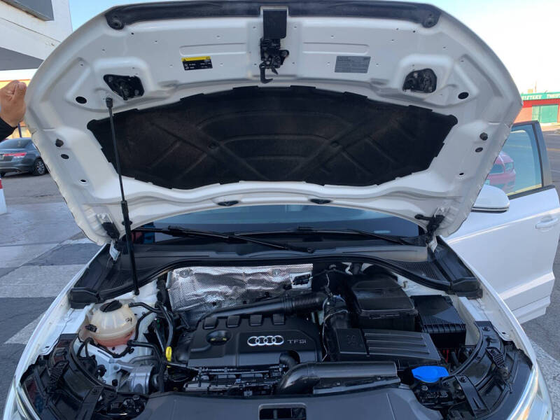 2017 Audi Q3 2.0T Premium