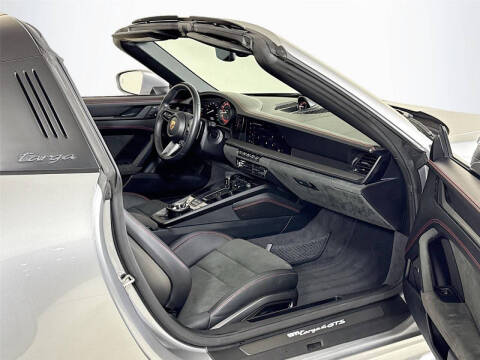 2023 Porsche 911 Targa 4 GTS