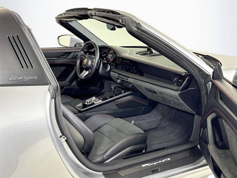 2023 Porsche 911 Targa 4 GTS
