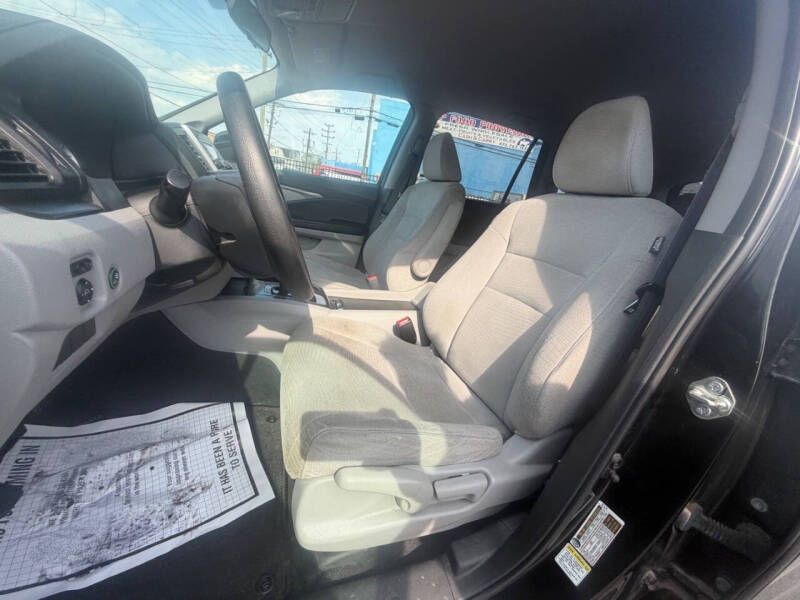 2016 Honda Pilot LX