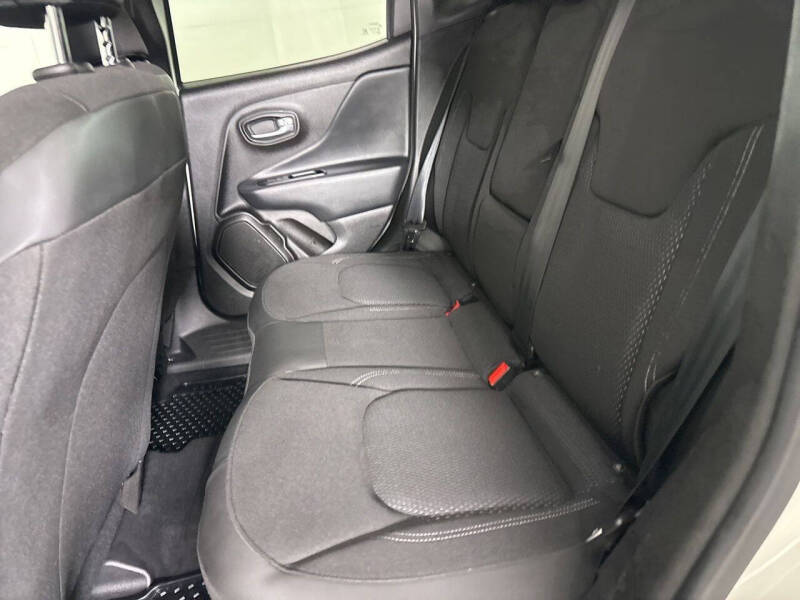 2022 Jeep Renegade Altitude