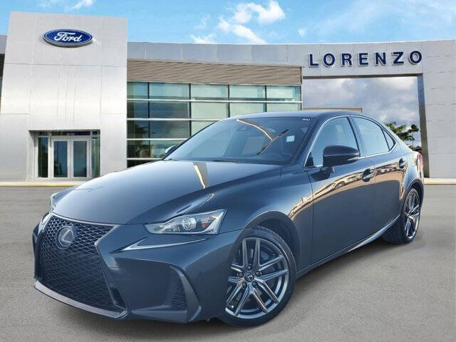 2020 Lexus IS 300 F SPORT's photo