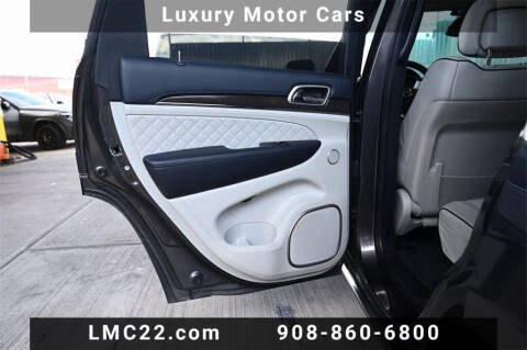 2017 Jeep Grand Cherokee Summit