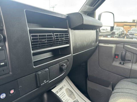 2021 GMC Savana 2500