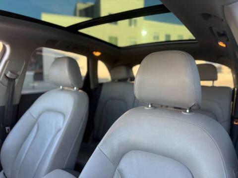 2012 Audi Q5 3.2 quattro Prestige