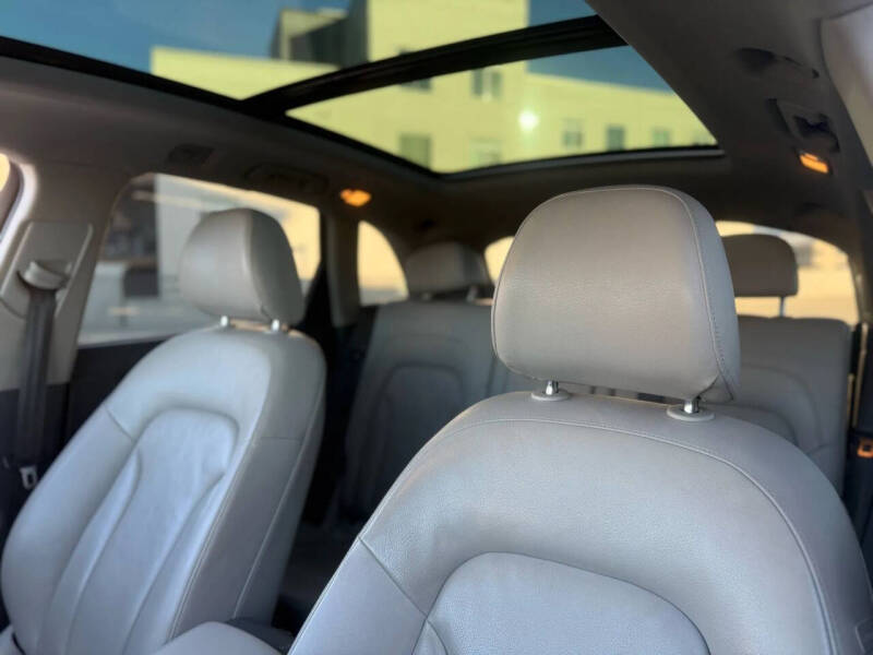 2012 Audi Q5 3.2 quattro Prestige