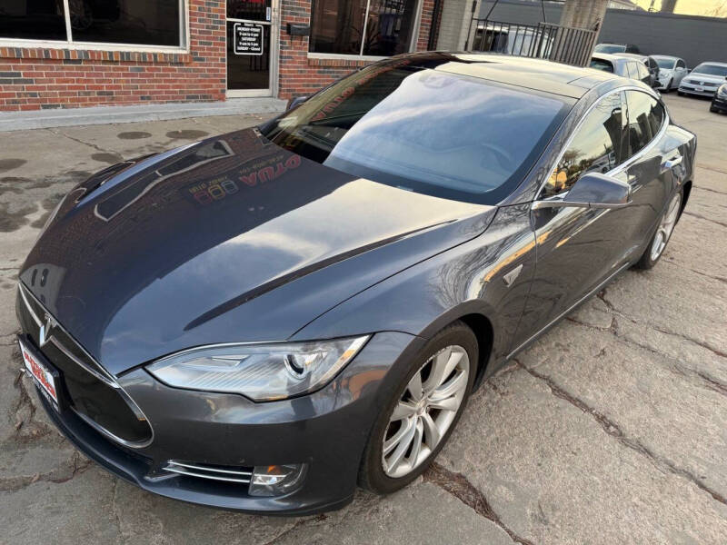 2014 Tesla Model S P85D