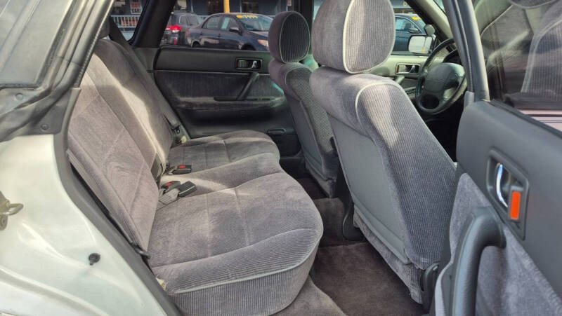 1992 Subaru Legacy LS