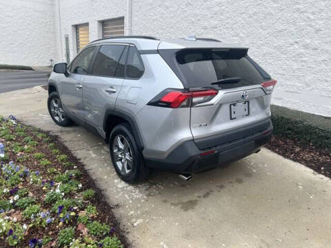 2022 Toyota RAV4 Hybrid XLE