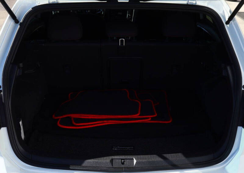 2019 Volkswagen Golf GTI S